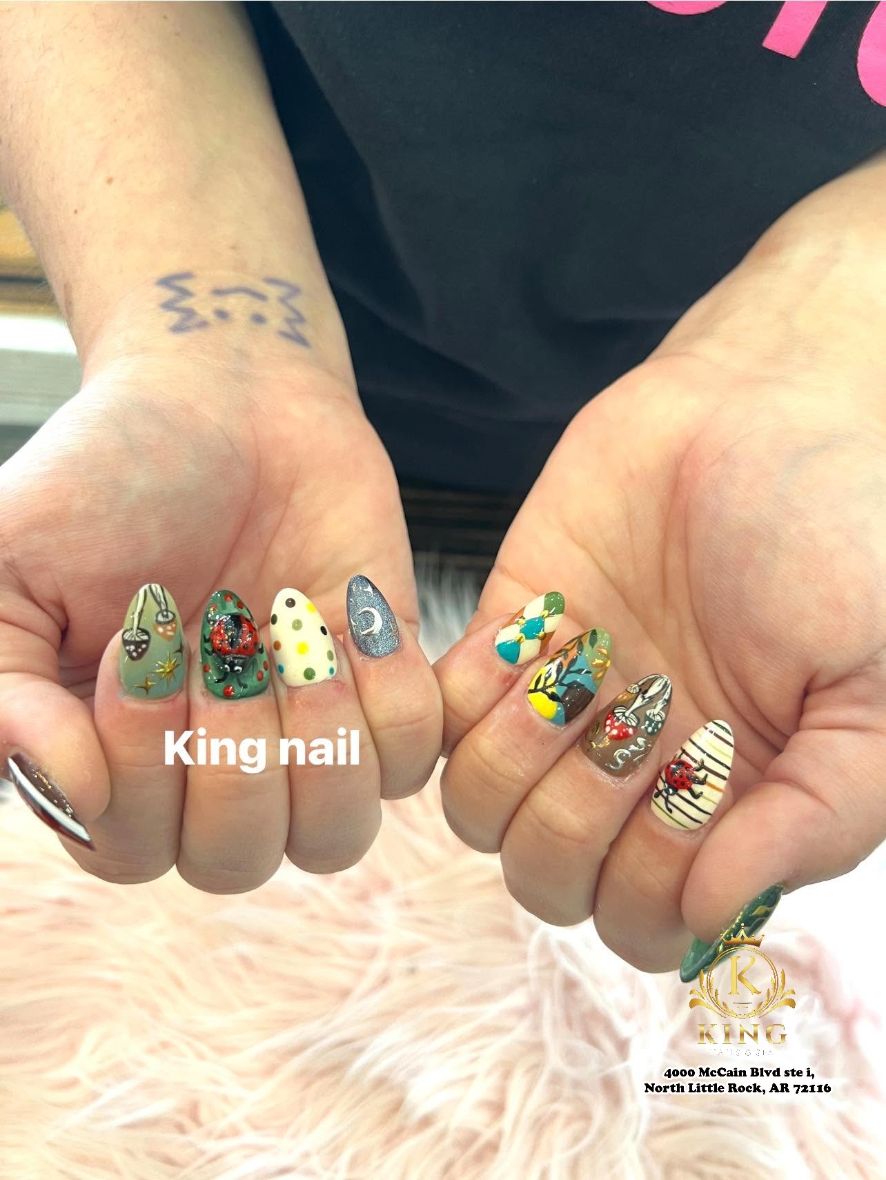 Elegant nails